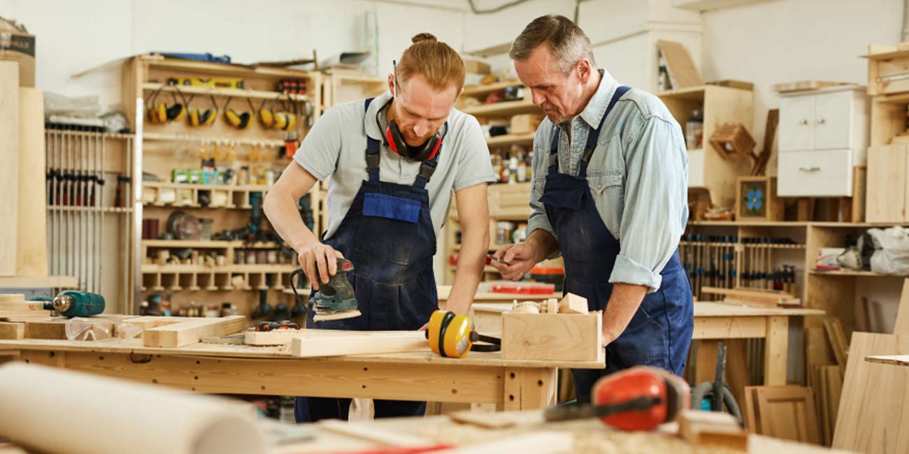 ویژگی‌های یک نجار خوب و چگونگی انتخاب آن