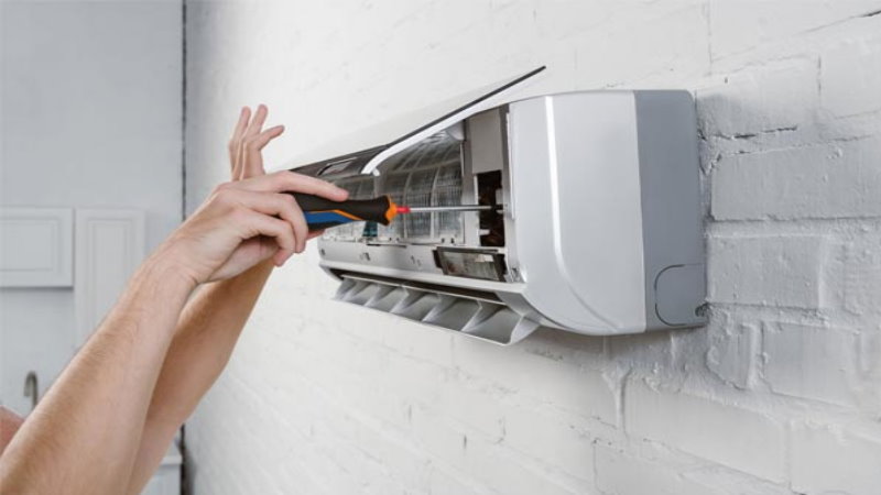 راهنمای جامع انتخاب نصاب کولر گازی حرفهای: نصب استاندارد، سرمایش عالی