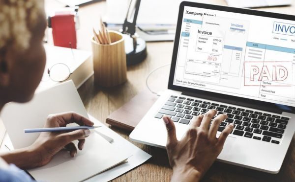 راهنمای کامل صدور فاکتور رسمی در کسب و کار